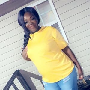 Meet your Posher, Shae